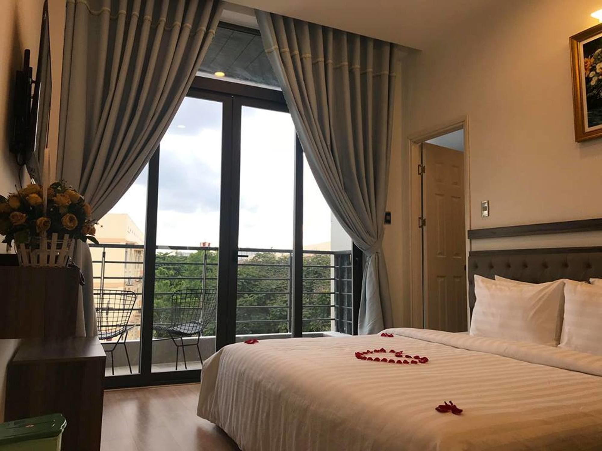הו צ'י מין סיטי Winston Hotel מראה חיצוני תמונה